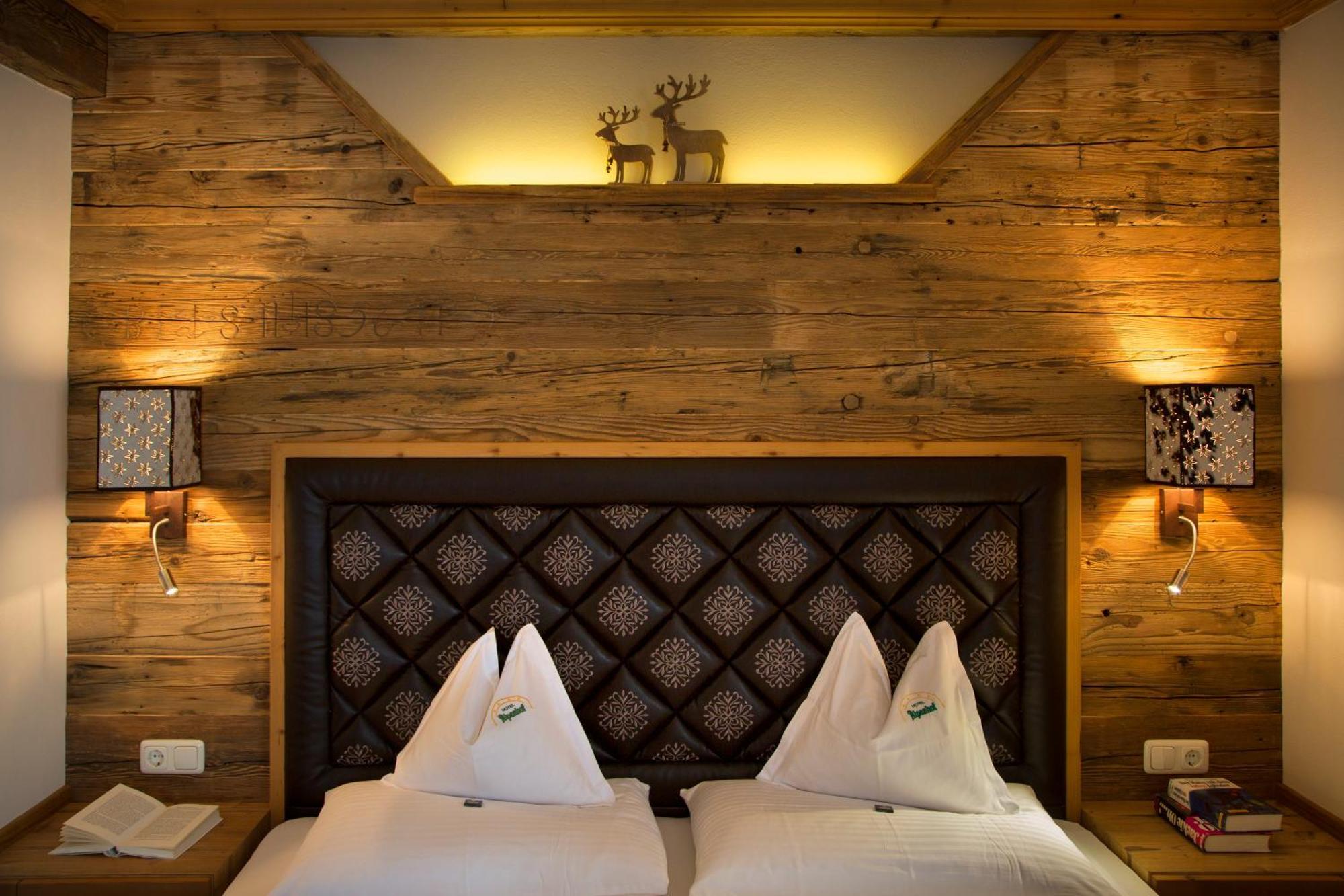 Gut Berg Naturhotel Sankt Johann im Pongau Kamer foto