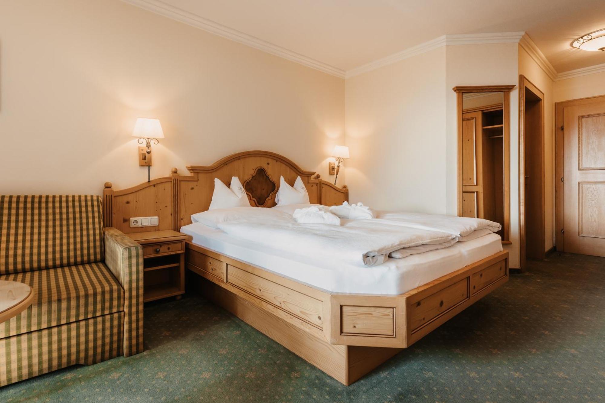 Gut Berg Naturhotel Sankt Johann im Pongau Kamer foto